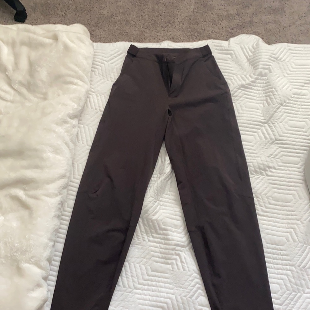 Lululemon the lab pants